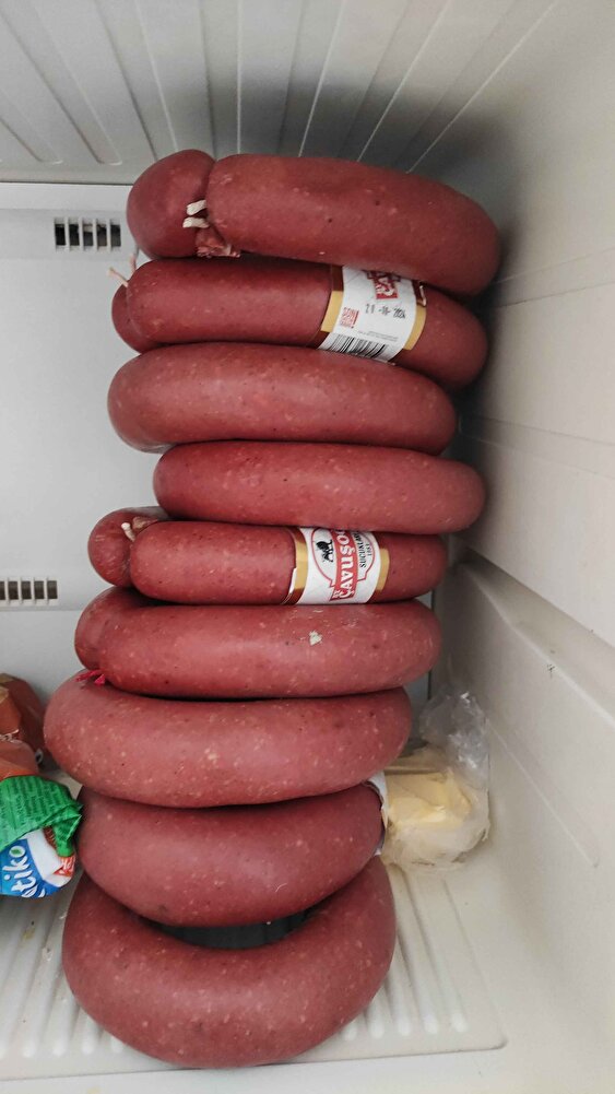 Hediyeler için çok teşekkür ederim ancak 5kglık siparişe 9 kangal geldi. 1 adet sehven eksik mi geldi yoksa gramaj böyle mi sizin takdirinizde açıkçası bilmiyorum tartamadığım için.