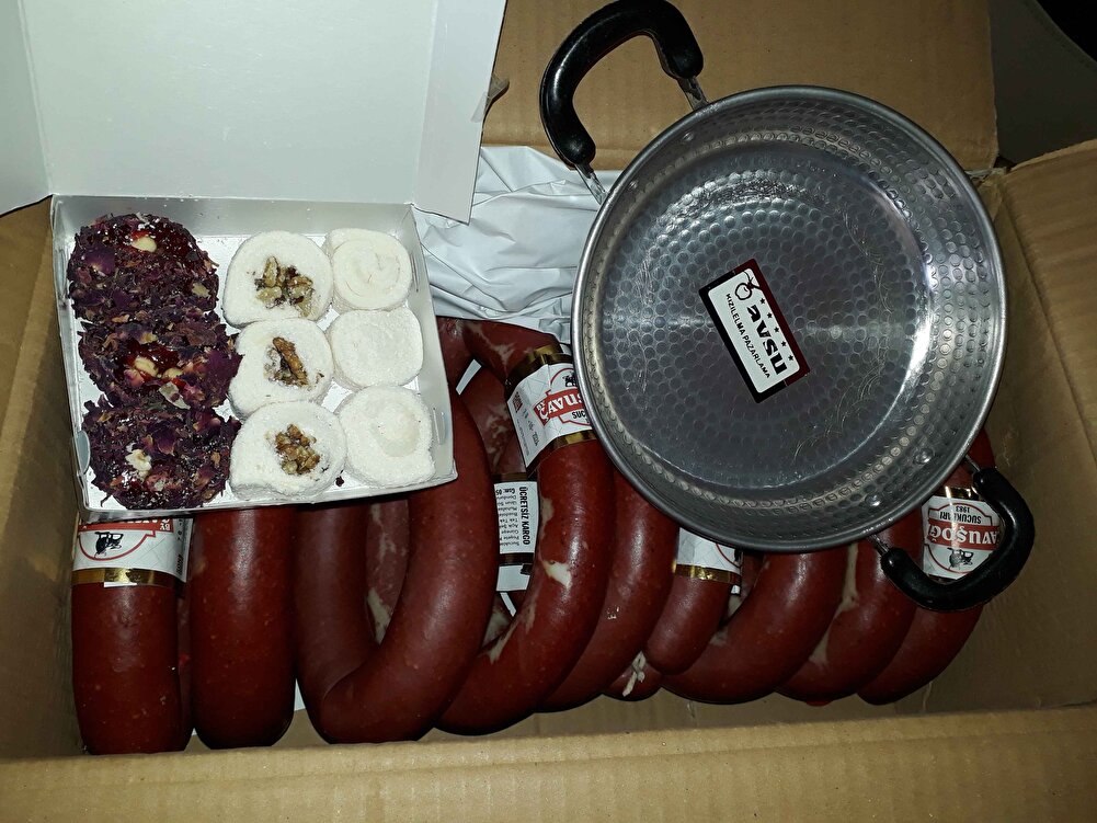 ürün elimize ulaştı tadını çok beğendik hızlı kargoydu hediyeler için teşekkür ederiz👏👏