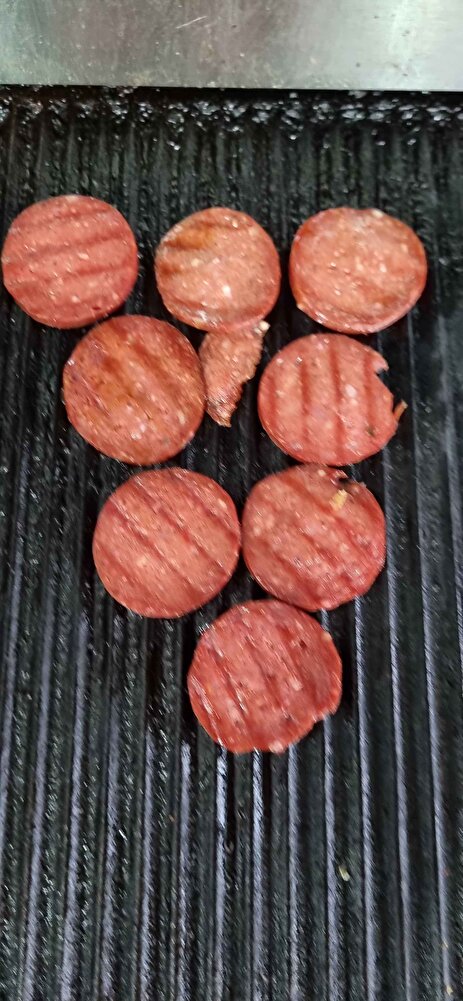 isletmem icin devamlı alıyorum cok iyi fiyat performans ürünü lezzetle yersiniz tavsiye ederim