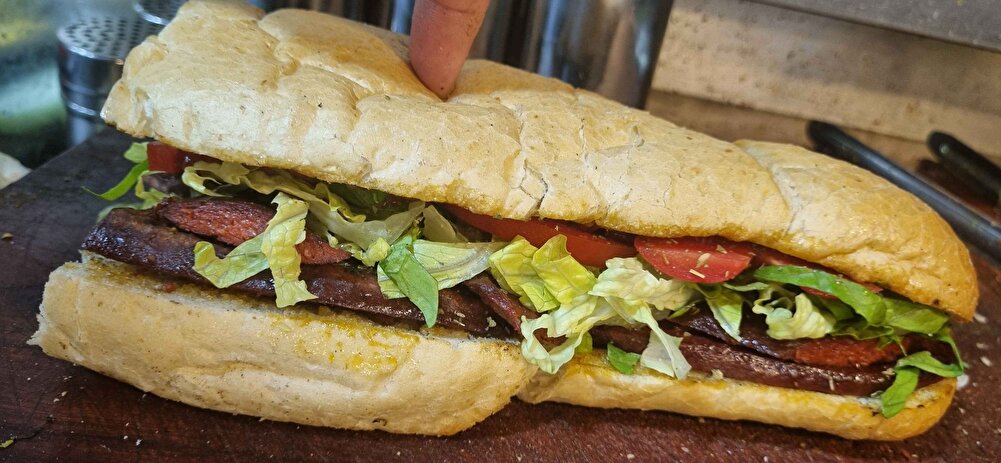 isletmem icin devamlı alıyorum cok iyi fiyat performans ürünü lezzetle yersiniz tavsiye ederim