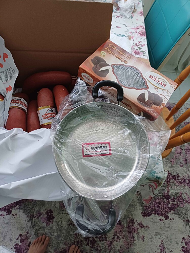 çok sağlam ve güzel paketlenmiş hediyeler icinde çok teşekkür ederim