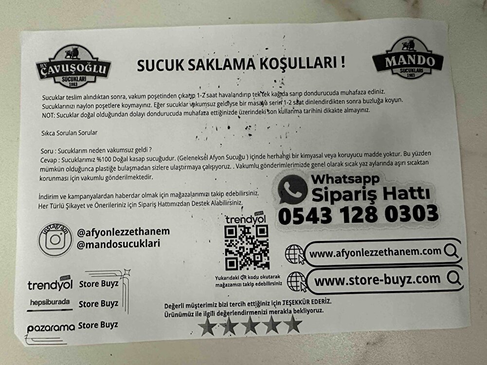 Yağı aşırı fazla değil baharatıda aynı,5 kiloya 11 tane geldi,ayrıca satıcıya teşekkürler,lokum ve tava eklemiş hediye olarak🌸