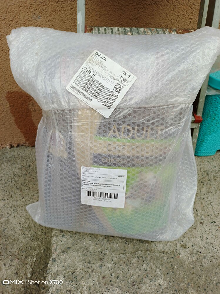 sokak hayvanları için aldım gerçekten severek diyorlar ölenle paketlenmiş satıcıya çok teşekkür ederim