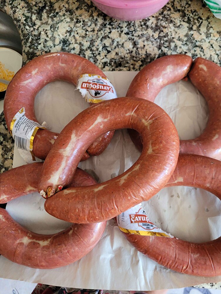 elinize emeğinize sağlık çok beğendik tadına da baktık hediye için teşekkürler ayrıca  saklama koşullarını içeren broşürünuzde harika