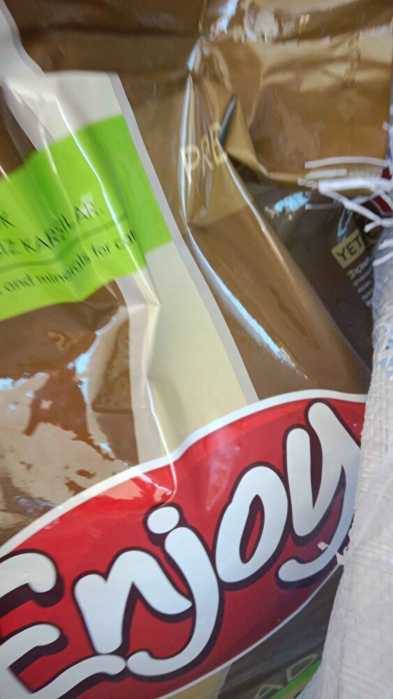 paketleme ve kargo mükemmel çok memnun kaldım hızlı ve çabuk geldi kargo şirketi çalışanlar çok anlayışlı teşekkürler