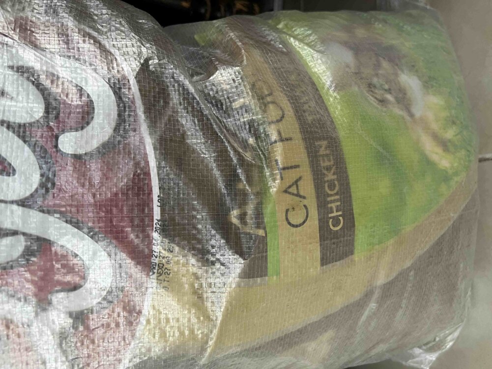 Sokak kedileri için aldım, her mamayı yemez bizimkiler ama bunu sevdiler. Tavsiye ederim.