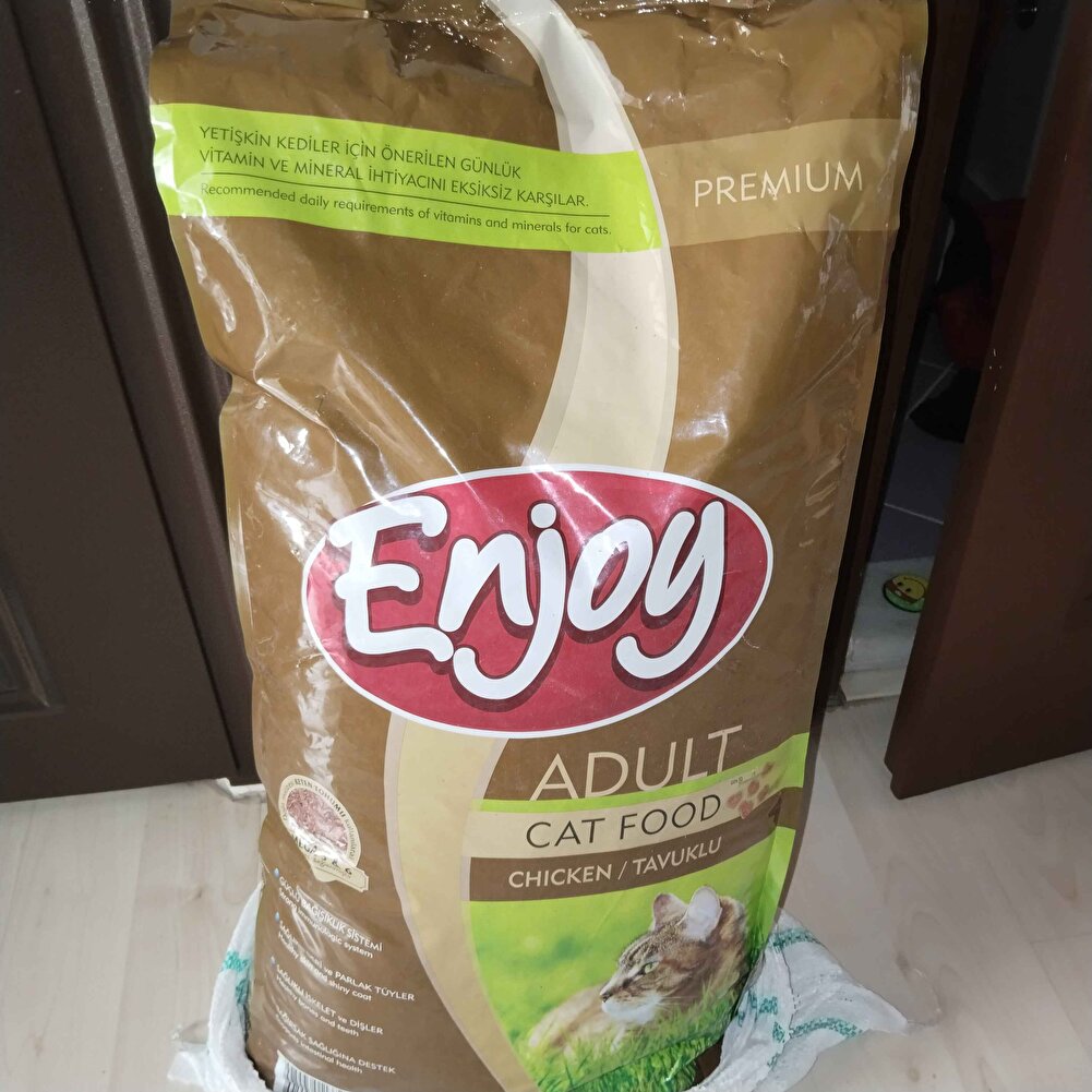 aynı ürün fiyatları içerisinde en uygun ve hızlı  teslimat hiç dusunmeden alın sokak patilerimize bizler sahip çıkacağız teşekkür