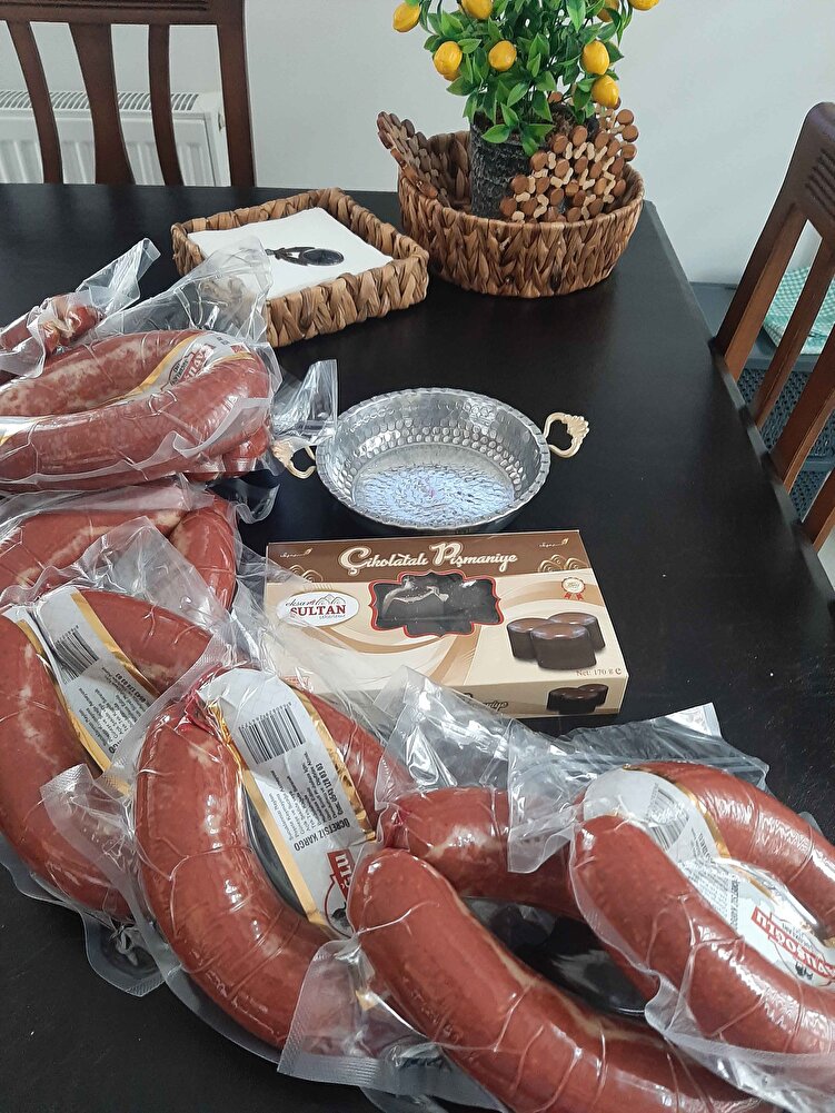 ürün harika   ve lezzetli hediyeler için teşekkürler