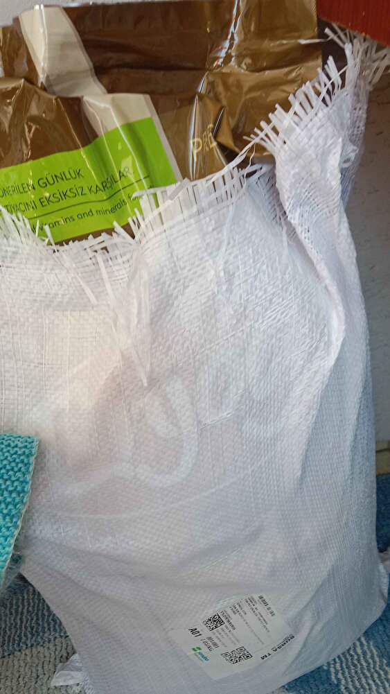 paketleme ve kargo mükemmel çok memnun kaldım hızlı ve çabuk geldi kargo şirketi çalışanlar çok anlayışlı teşekkürler