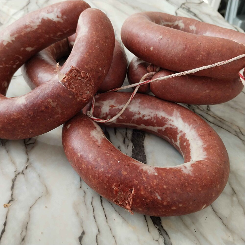 kim bu sucukları kemirdi 3 tanesi böyle geldi