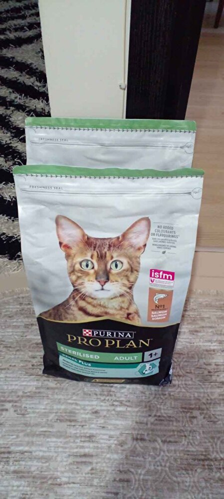 kedilerim severek tüketiyor.