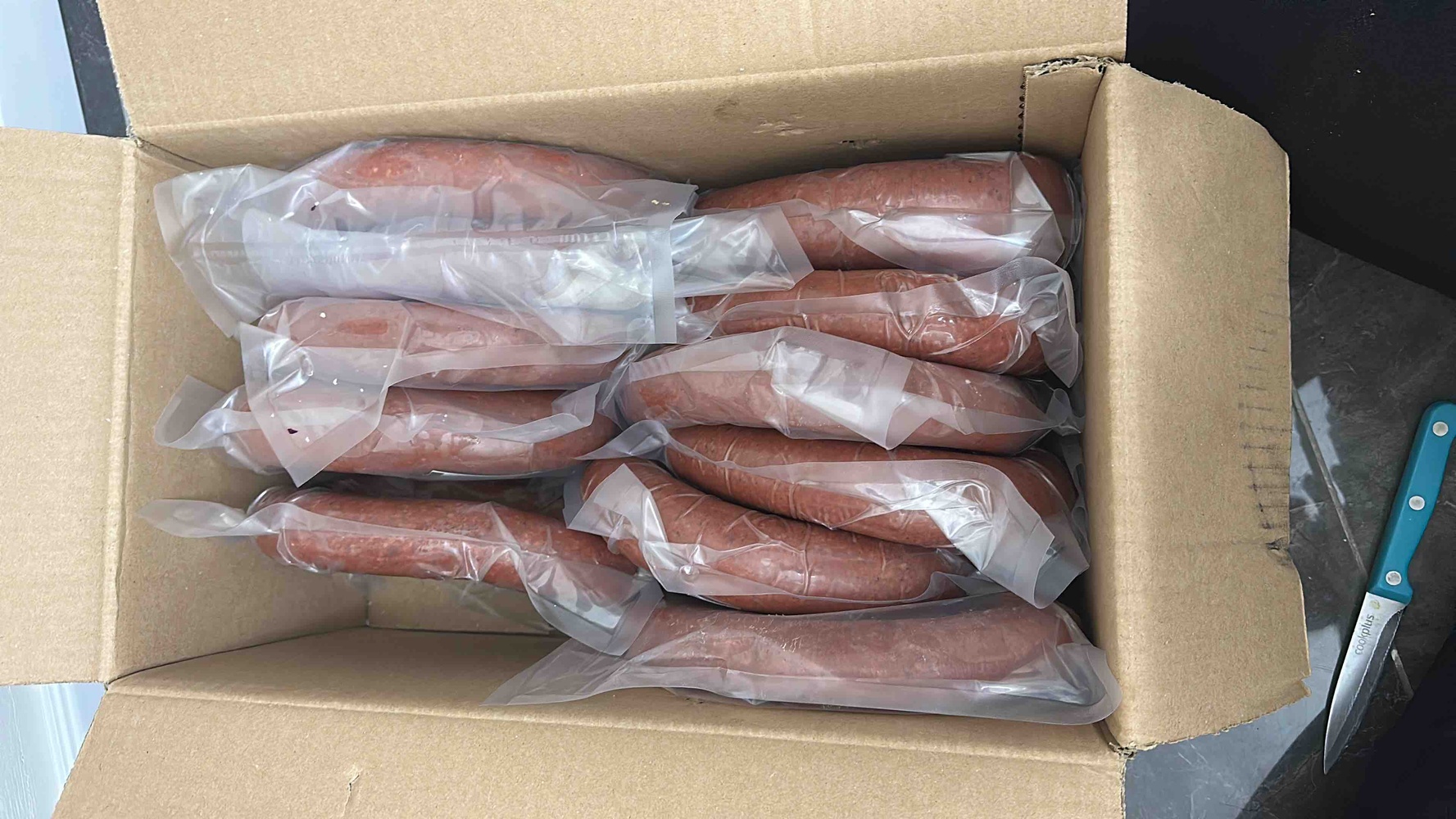 Harika tadı var çok beğendik severek kullanıyoruz herkese tavsiye ederim hediyeleri için de teşekkür ederim