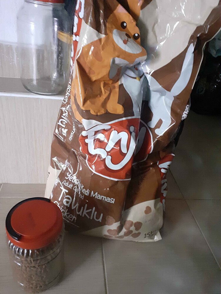 Devamlı kedilerim için aldığım Severek yedikleri mama.Tavsiye ederim