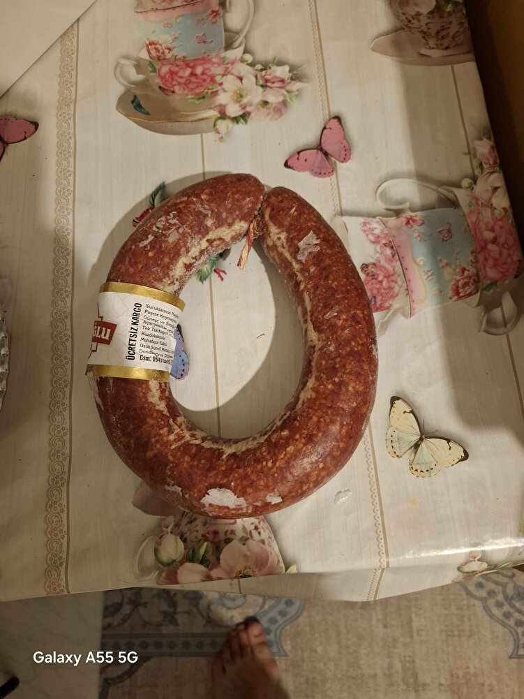 çok teşekkür ediyorum işinize duyduğunuz saygıdan dolayı ayrıca yanında hediye gönderme zarafetinde bulunmanız gerçekten takdire şayan özellikle acılı talep etmenizi öneririm firmaya kolaylıklar diliyorum sipariş verecek olanlarada şimdiden afiyet olsun