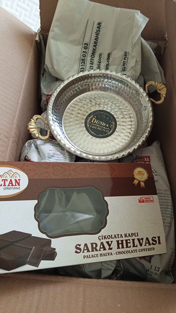 daha pişirmedim ama kargo sağlam özenle kolilenmis extra poşet tava ve saray helvasi gonderilmis cok tesekkur ederim tadindan memnun kalirsak sürekli alacagim yer