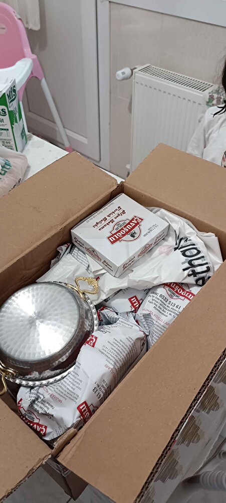 sucuğu kokusunu sevdim. Ailecek tadını da sevdik.  Bir kasap sucuğu olmasada tadı güzel.  Kargo hızı çok iyi ve küçük jesttiniz için teşekkür ederiz. 🙋🏻‍♀️