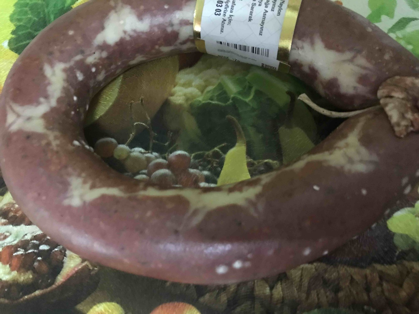 Ürün fotoğraftaki gibi küflenmeye yüz tutmuş ve buz aküsü konmadan yollanmış