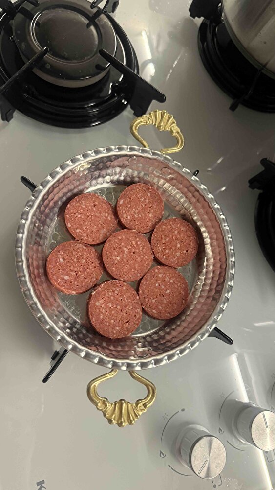 Afyonda yediğimiz sucuklar gibi çok lezzetli