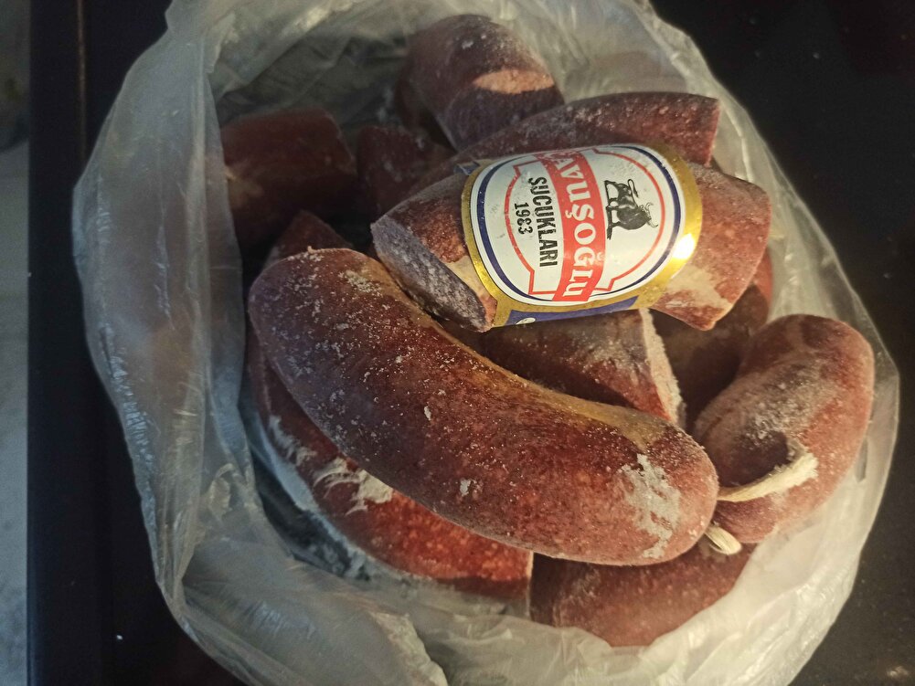 ürün gayet güzel ben derin donduruya koydum hediyeler için teşekkür ederim