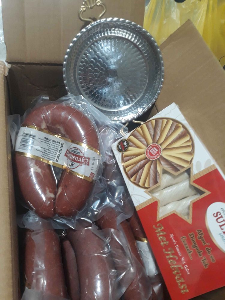 tadına bakma fırsatım olmadı ama. paketleme ve hediyeler için satıcı firmaya teşekkürler