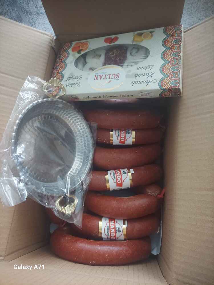 Demetin renkleri tavsiyesi üzerine sipariş verdim.Hızlı teslimat i ve hediyeler içinde çok teşekkür ediyorum.Iyi çalışmalar.