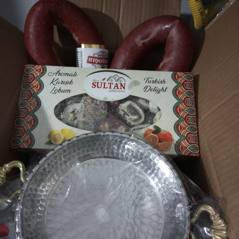 Bir kaç kere sipariş verdim güzel geldi ayrıca hediyeler için çok teşekkürler