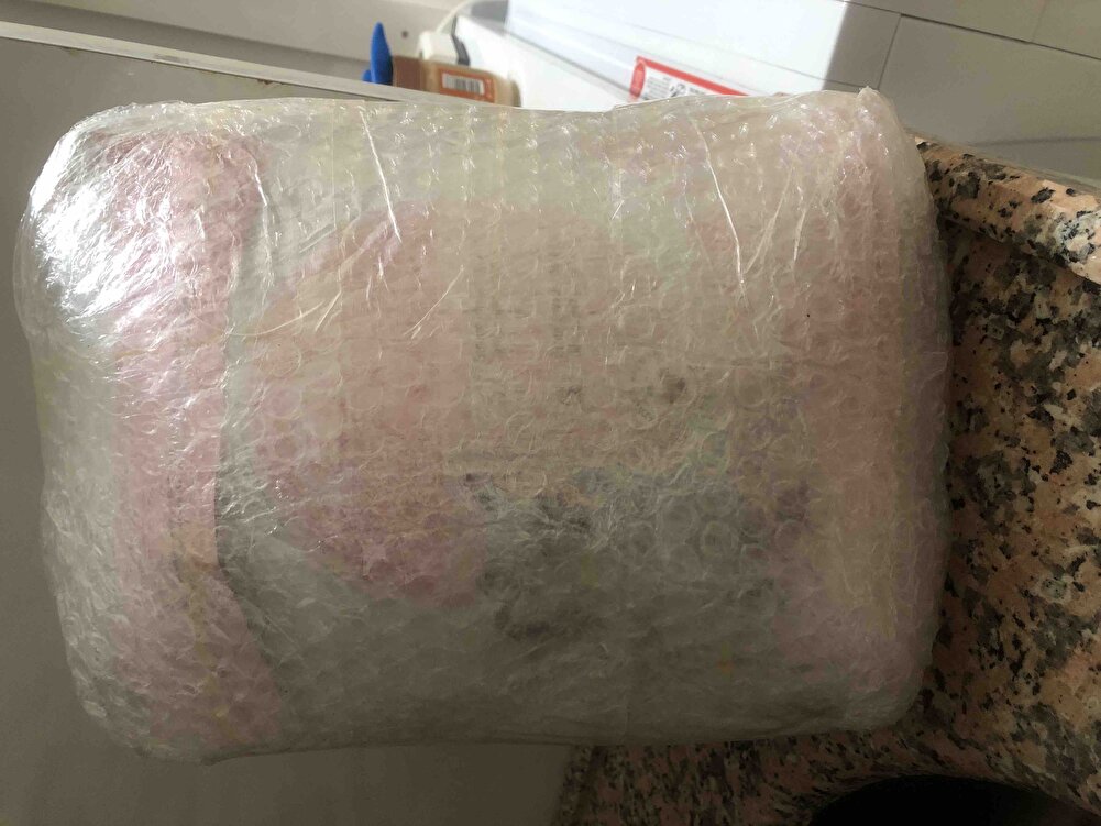 Çok kısa sürede elime ulaştı, çokda güzel paketlenmiş.