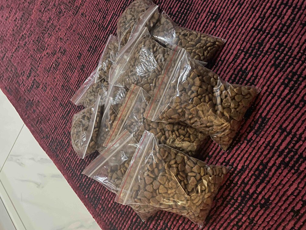 cok guzel sokak hayvanlari icin aldim ve yiyorlar severek