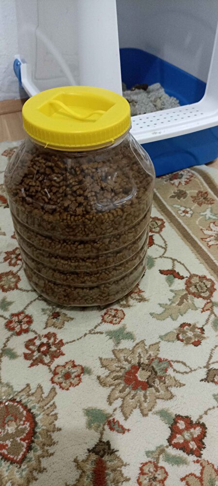 tavsiye üzerine bu mamayı aldık.tuy dökülüyor du çok fazla vitamini katıyorum içine çok faydası oldu çok az dökülmeye başladı