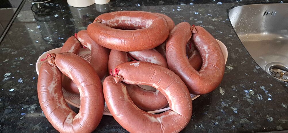 İkinci kez aldım çok güzel severek tüketiyoruz