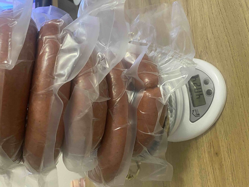 2. Siparişim ilk siparişim sorunsuz teslim edilmişti fakat 2. Siparişim 4kg geldi Güncelleme: satıcı hemen iletişime geçti ve ürünümü tedarik ettiler güvenilir satıcı teşekkür ederim 🙏