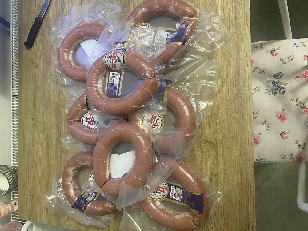 2. Siparişim ilk siparişim sorunsuz teslim edilmişti fakat 2. Siparişim 4kg geldi Güncelleme: satıcı hemen iletişime geçti ve ürünümü tedarik ettiler güvenilir satıcı teşekkür ederim 🙏