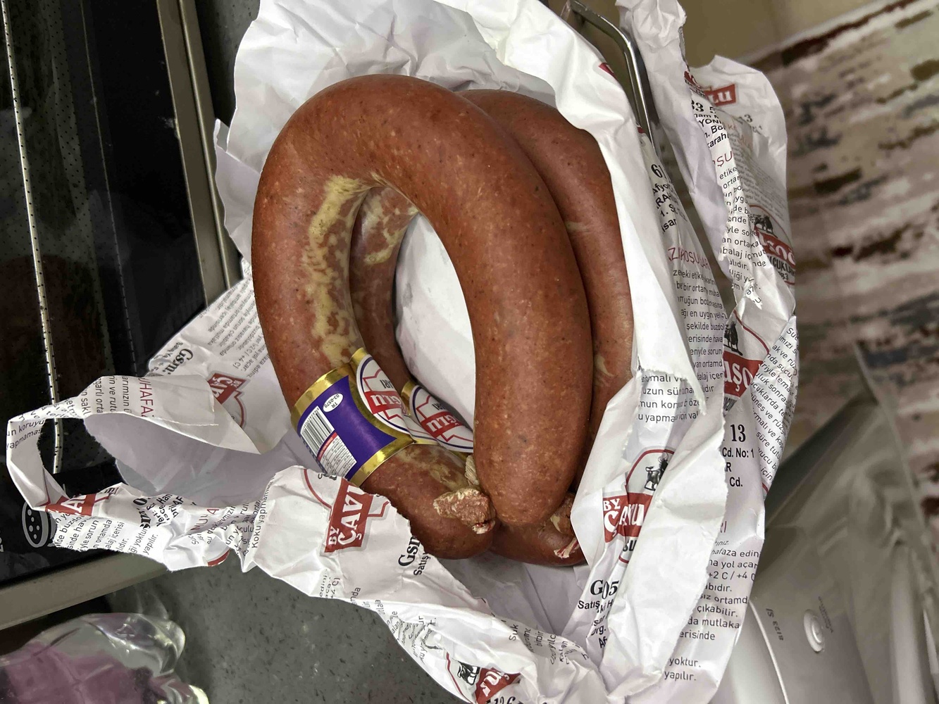 Daha önce aldığımızda vakumlu poşette gönderilmişti,bu sefer kağıda sarıp gönderildi,açıkçası beni rahatsız etti bu yüzdende 3puan veriyorum