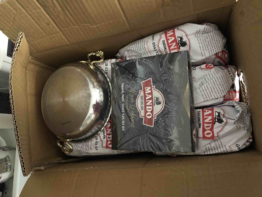 @İstiyorsan_zayifla ‘nın tavsiyesi ile aldım. Kendisi gerçekten beğenmediği ürünü tavsiye etmez. O yüzden güvenirim. Hemen denedik. Lezzeti gayet iyi. Yumuşak. Lokum ve tava hediyesi de var:) Gayet memnun kaldık. Teşekkür ederiz. Lezzet kalitesi bozulmadığı sürece tercih ederiz yAni.