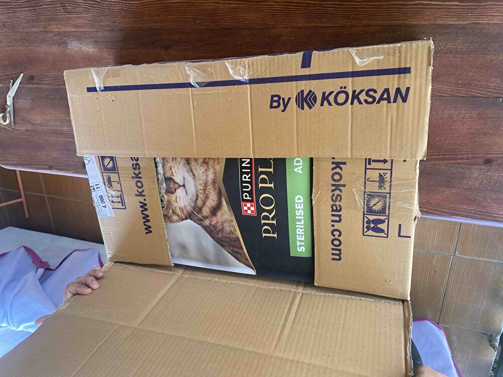 Bir ürün siparişim daha önce hiç bu kadar memnun etmemişti evde ki can dostlarım ve dışarda olan can dostlarım için duyarlı olmanızı taktir ve tebrik ediyorum iyi ki siz 💖