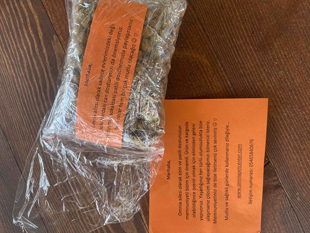 Bir ürün siparişim daha önce hiç bu kadar memnun etmemişti evde ki can dostlarım ve dışarda olan can dostlarım için duyarlı olmanızı taktir ve tebrik ediyorum iyi ki siz 💖