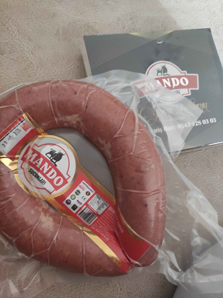 henüz kullanmadım bir sıvı akmış o beni tedirgin etti satıcı normal olduğunu söyledi bilemedim taze olduğu için mi onun dışında hediye için teşekkürler