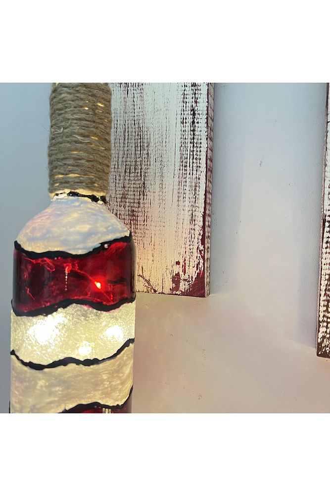 Peri Led Işıklı Ahşap Dekorlu, Vitray El Boyama Kırmızı beyaz Renkli Şarap Şişesi Aplik 2 'li Set