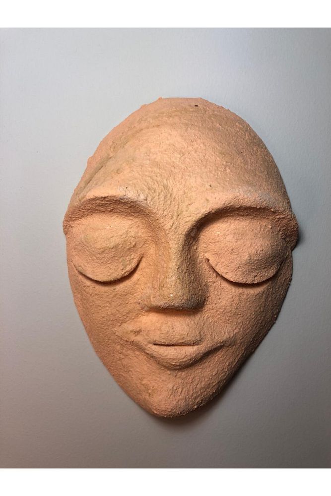 El Yapımı Duvar Maskları 3'lü Set