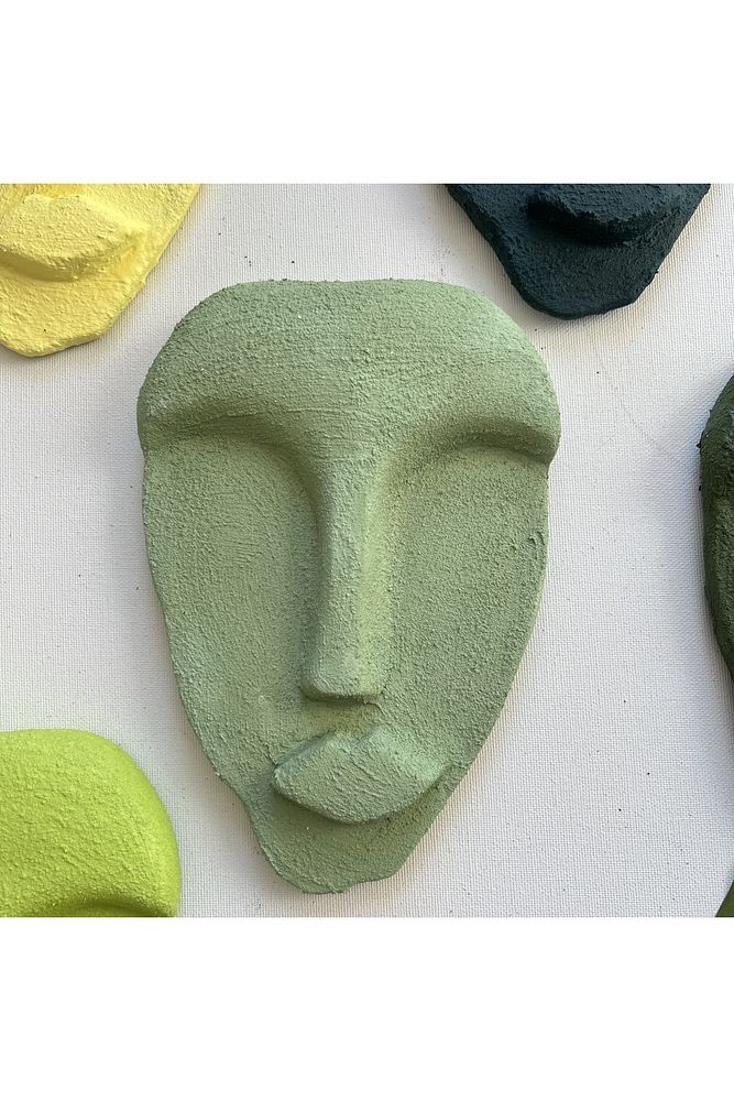 El Yapımı Taş Heykel Soyut Yüz Maske 5'li Set, Modern Yeşil Renkli Soyut Duvar Dekoru