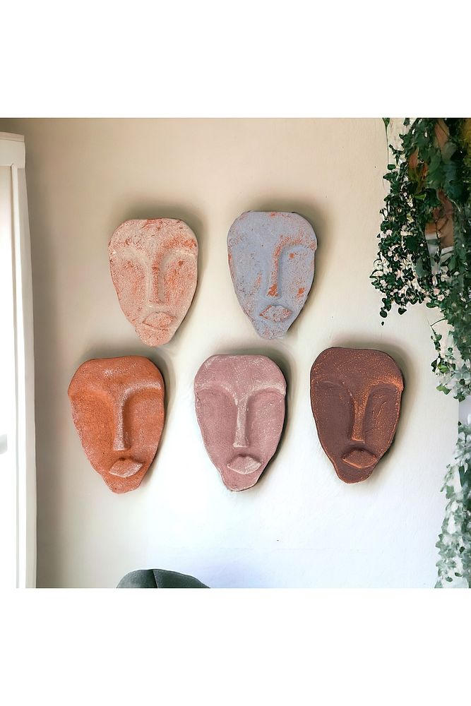 El Yapımı Taş Heykel Soyut Yüz Maske 5'li Set, Modern Eskitme Soyut Duvar Dekoru
