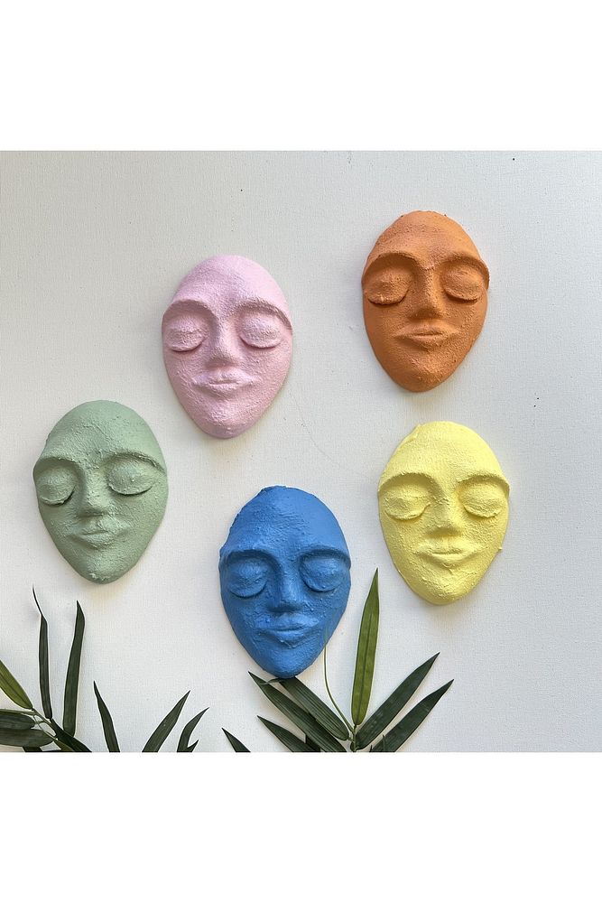 El Yapımı Duvar Maskları 5'li Set, Canlı Renklerle Boyalı Sakin Duvar Maskeleri, Duvar Dekor Objesi