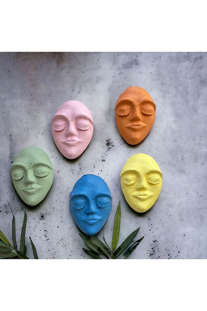 El Yapımı Duvar Maskları 5'li Set, Canlı Renklerle Boyalı Sakin Duvar Maskeleri, Duvar Dekor Objesi