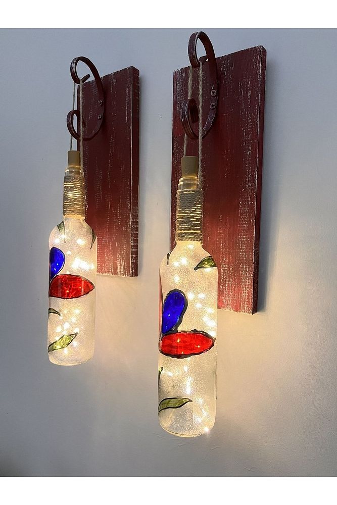 Peri Led Aydınlatmalı Kırmızı Ahşap Dekorlu, Vitray El Boyama Lale Desen Şarap Şişesi Aplik 2'li Set