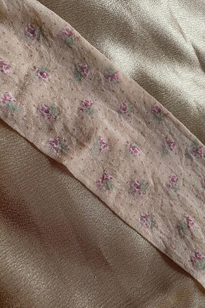 Pembe Çiçek Desenli 20 Den 51 Nude Açık Ten Külotlu Çorap