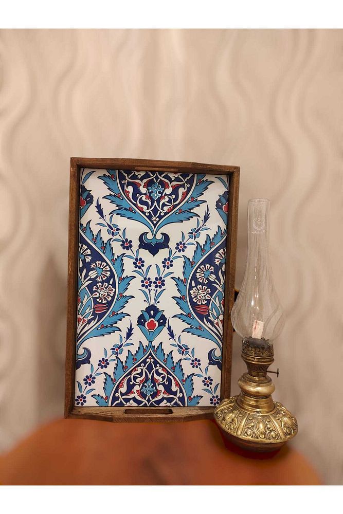Şems Çini Mia-104 Ahşap Fırınlanmış Kuru Kayın Çinili Tepsi 25 X 40 Cm