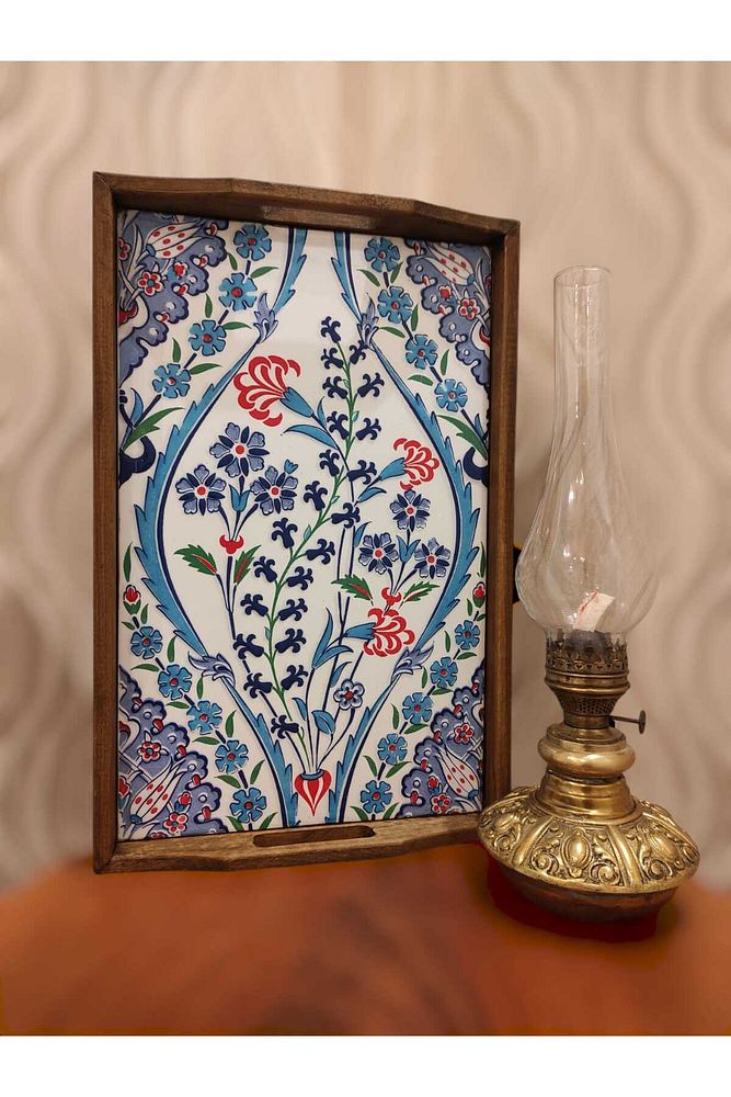Şems Çini Mia-104 Ahşap Fırınlanmış Kuru Kayın Çinili Tepsi 25 X 40 Cm