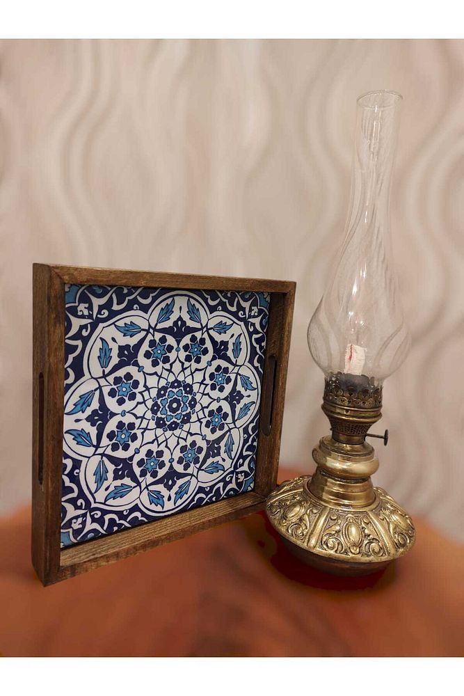 20 X 20 Cm Nihale Çini Mia-83t Ahşap Fırınlanmış Kuru Kayın Çinili Sunum Tepsisi