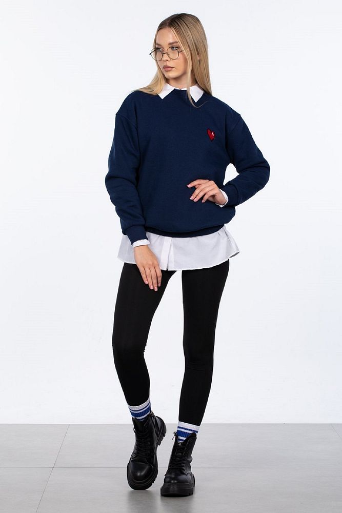 Barrels And Oil Kadın Bisiklet Yaka Üç Üplik Şardonlu Göğsü Kalp Detaylı Sweatshirt