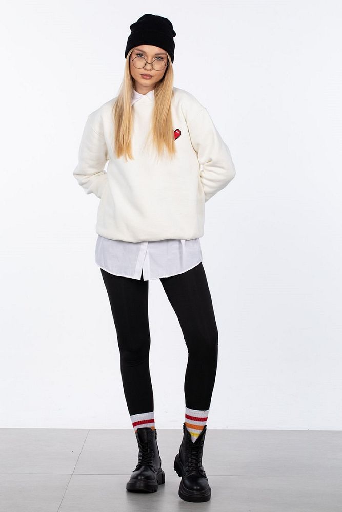 Barrels And Oil Kadın Bisiklet Yaka Üç Üplik Şardonlu Göğsü Kalp Detaylı Sweatshirt